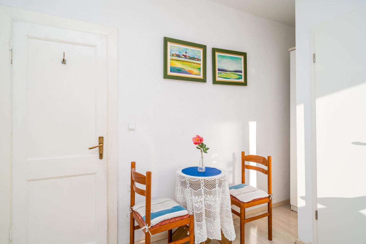 Deluxe Rooms With A Terrace View At Old City Gate Дубровник Экстерьер фото