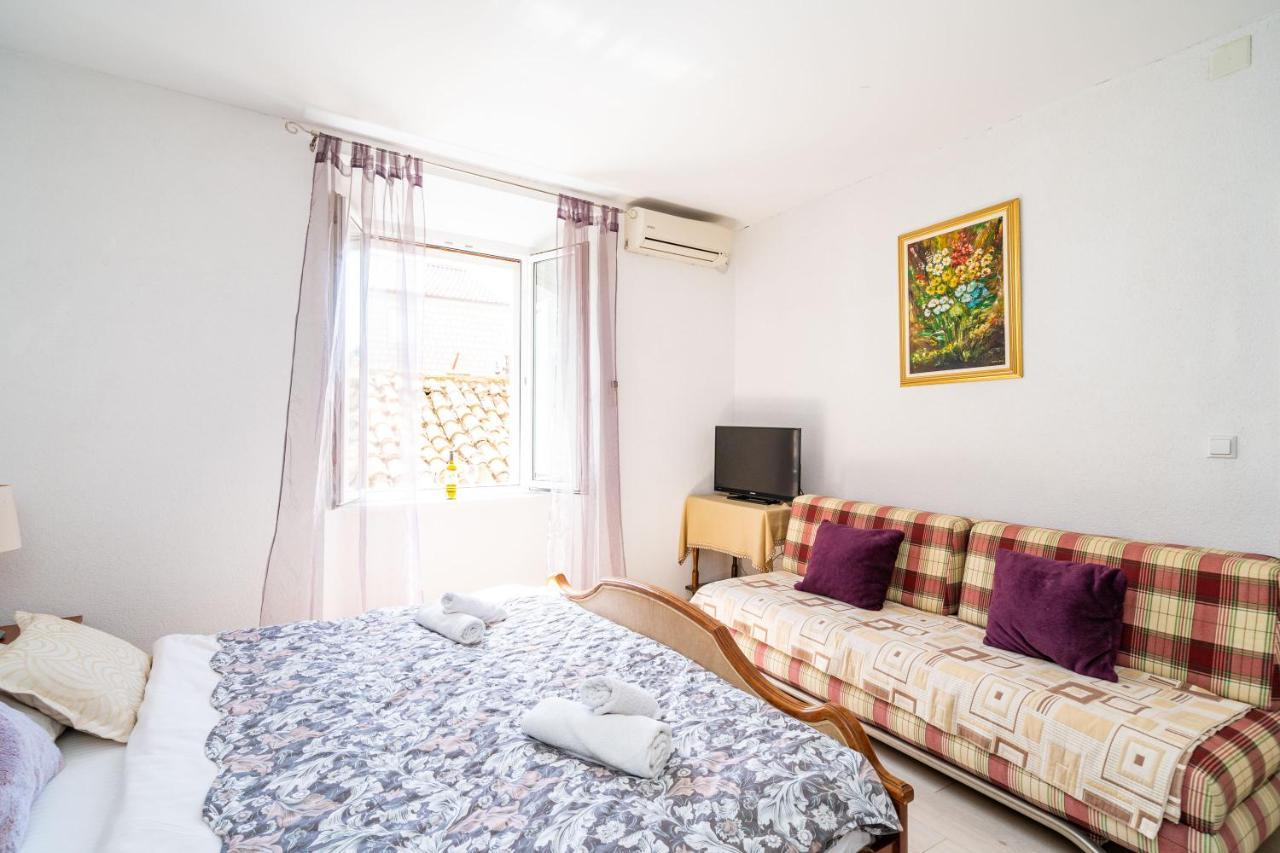 Deluxe Rooms With A Terrace View At Old City Gate Дубровник Экстерьер фото