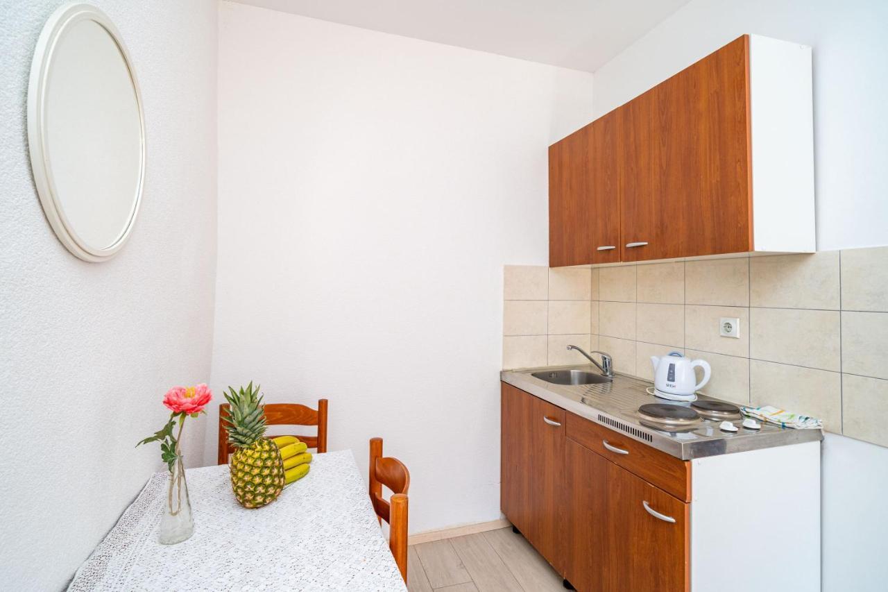 Deluxe Rooms With A Terrace View At Old City Gate Дубровник Экстерьер фото
